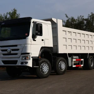 HOWO-V7  371HP  8X4